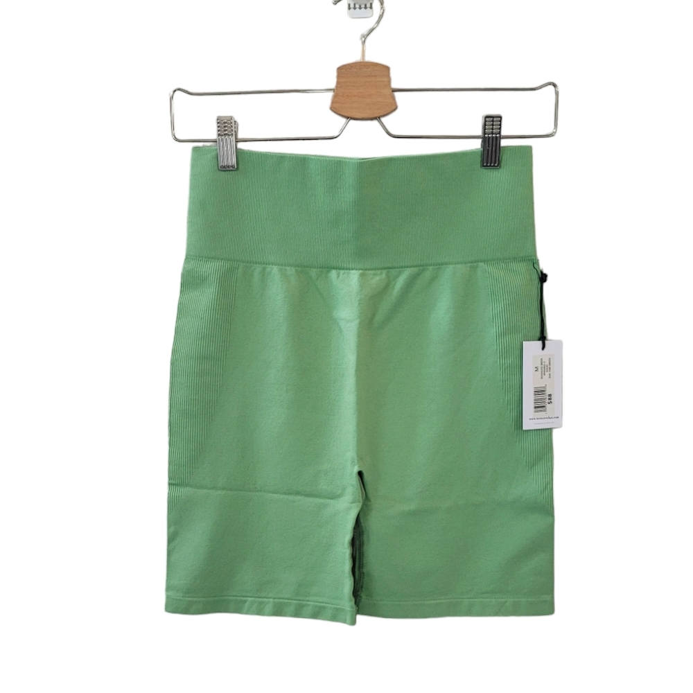WeWoreWhat Fair Green Seamless‎ Biker Short Size M